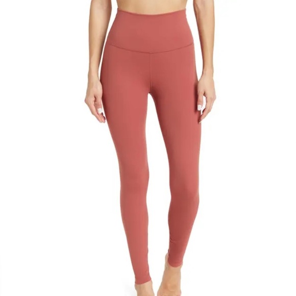 lululemon athletica Pants - 💫2/$15💫 Rose Workout Leggings
